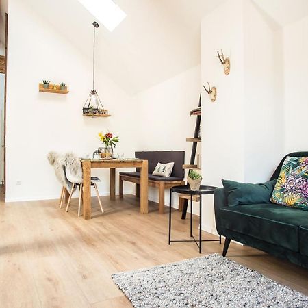 Fewo-Ts / Das Loft Zum Wohlfuehlen เทราน์ชไตน์ ภายนอก รูปภาพ